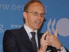 Luxembourg: "Greece Must Choose Reforms Or Euro Exit"