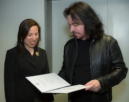 Yanni met US Ambassador, Eleni Tsakopoulos Kounalakis