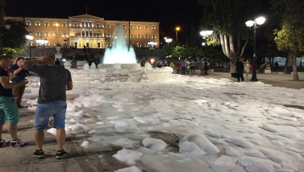 syntagma fountain