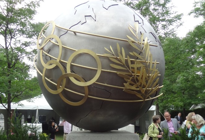 sculpture Gaia Park Montreal