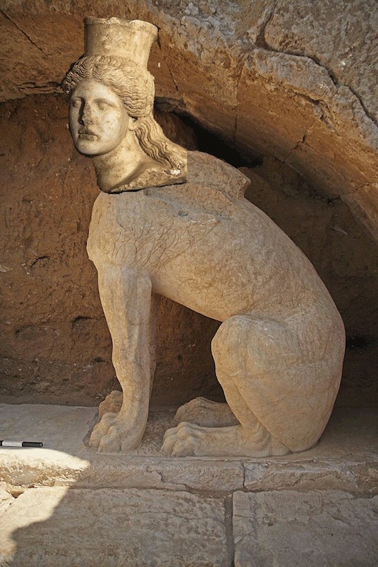 Figure 3. Fitting the sphinx’s head