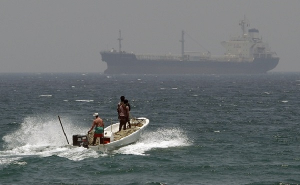pirates-oil-tanker