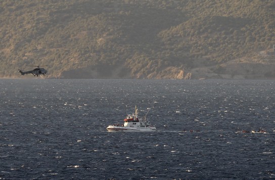 refugees-capsized-boat