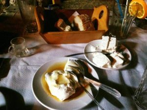 greek yogurt honey at taverna