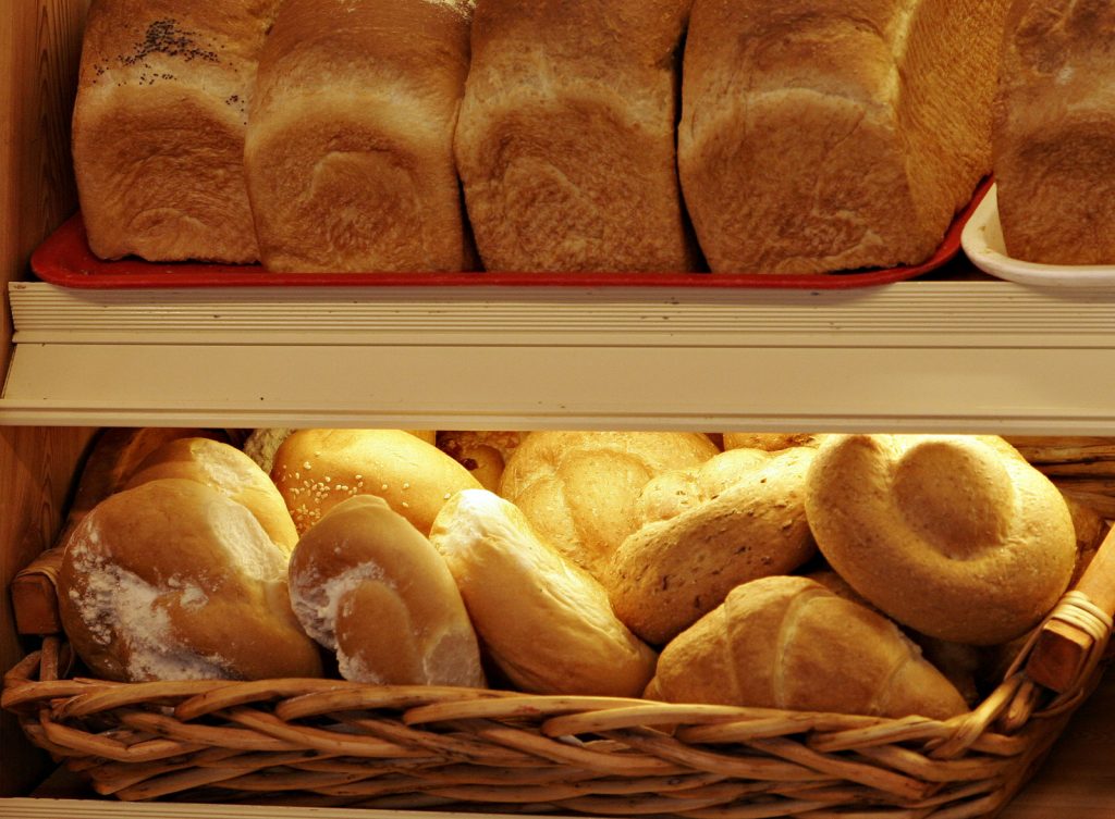 breads and rolls wiki