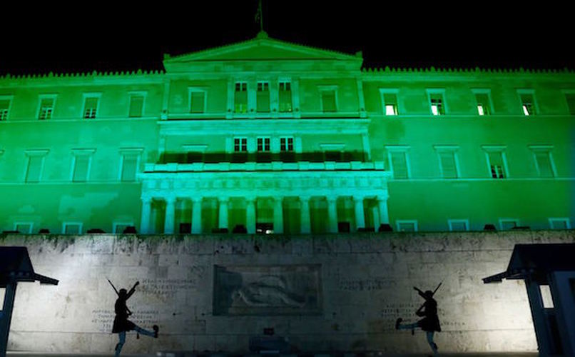 greek-parliament-green-light