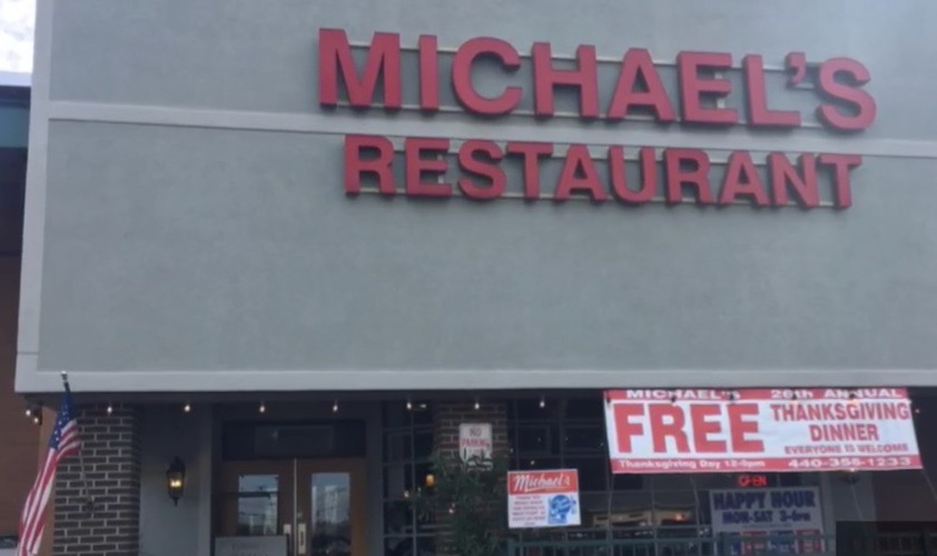 michaels_restaurant_ohio_free_thanksgiving_meal