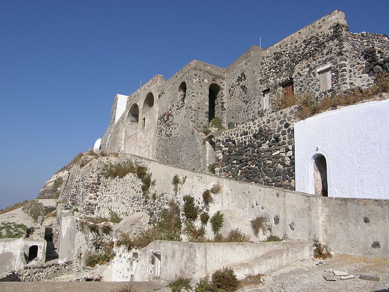 Kasteli in Pyrgos, Santorini. 