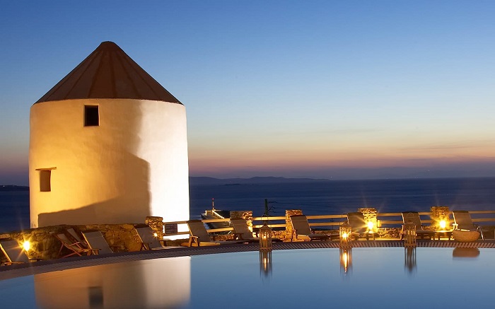 Windmill hotels Greece