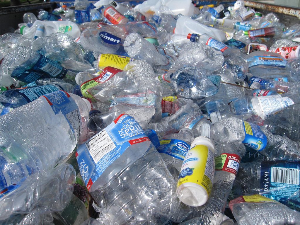 Greece bans plastic