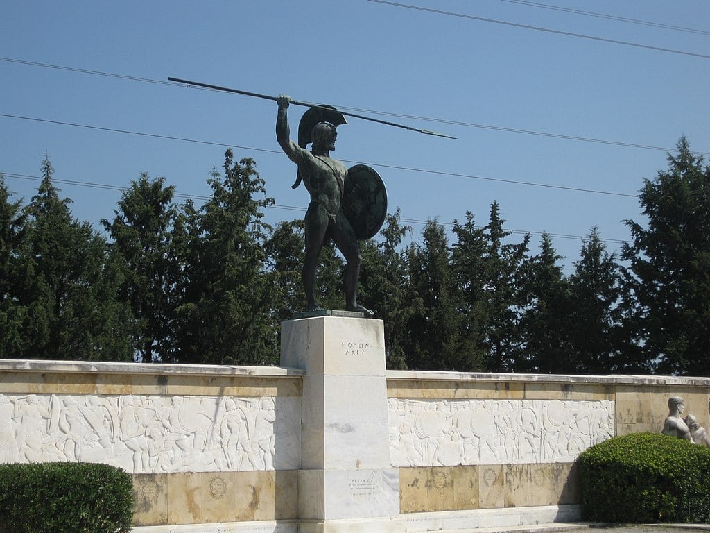 staue of Leonidas king of sparta