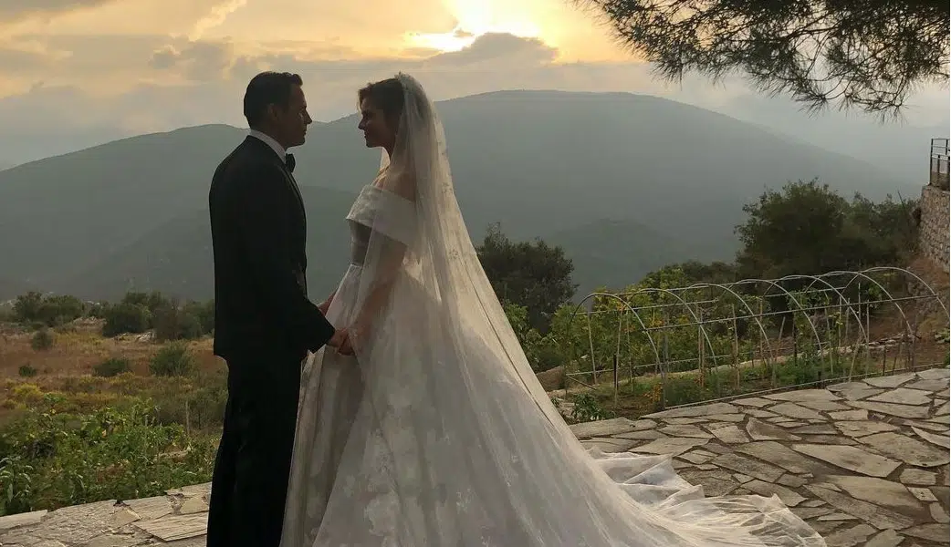 Maria Menounos married in Greece