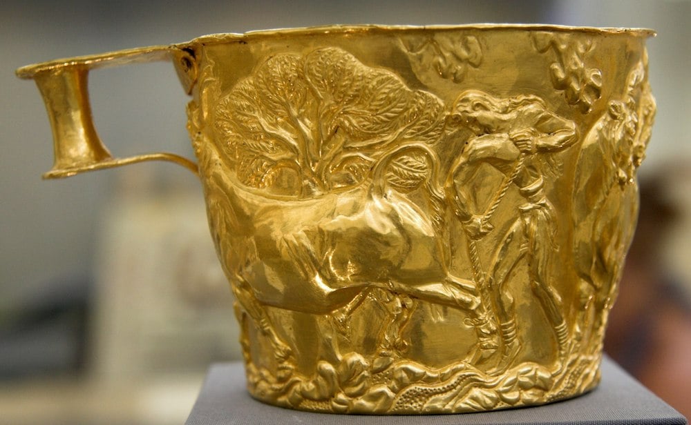 vapheio gold cups ancient greek