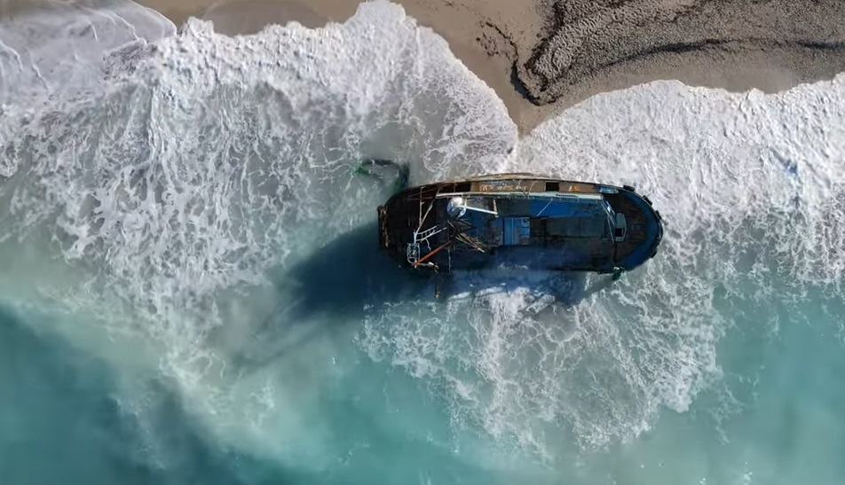 Shipwreck Greece Lefkada