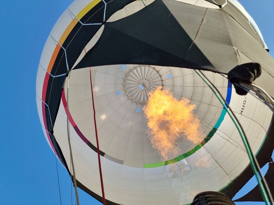 Hot-Air Balloon Crete