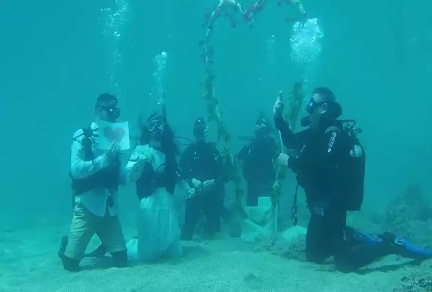 Underwater wedding Alonissos
