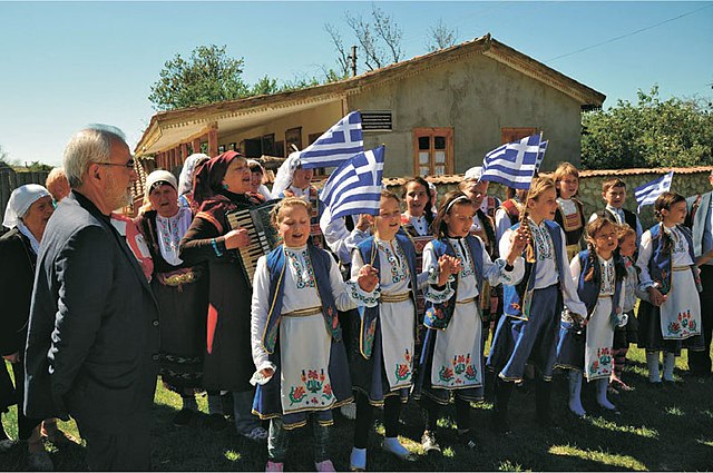 Crimean Urums with Greek flags