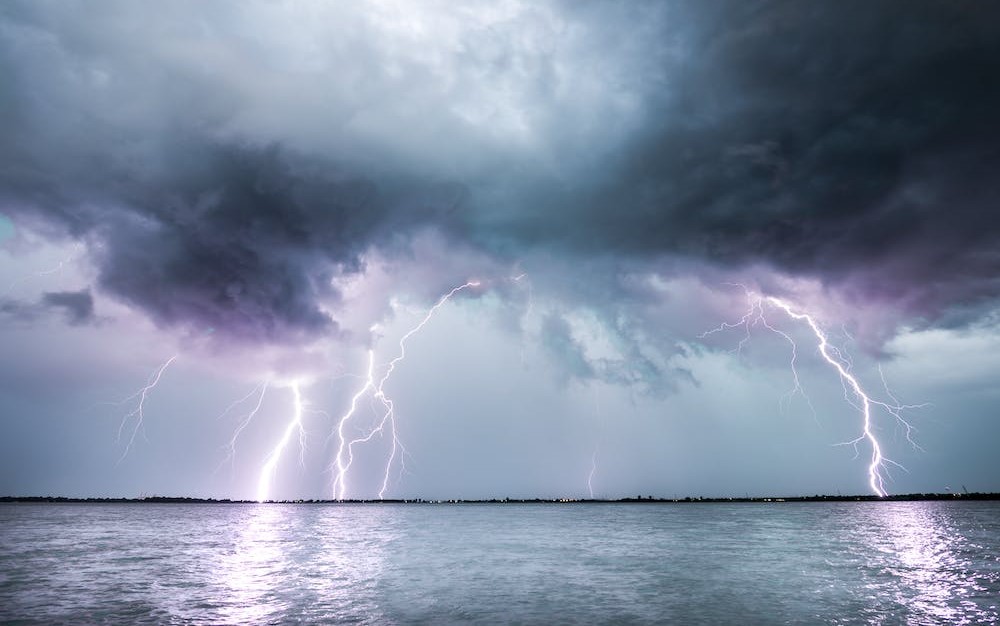 lightning, storm Eva