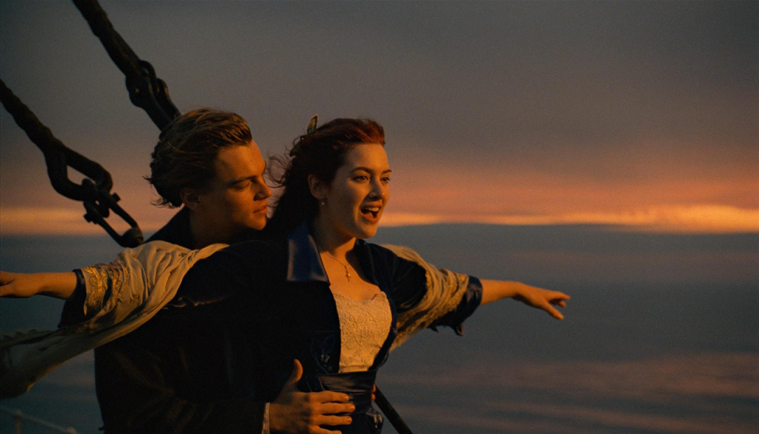Leonardo Dicaprio and Kate Winslet in Titanic movie 
