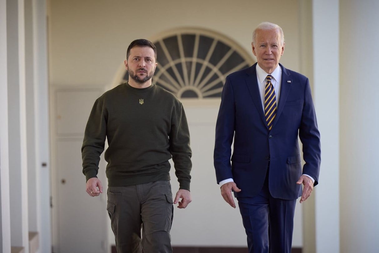 Zelensky  in the US wearing his wartime outfit and US president Joe Biden at Whitehouse