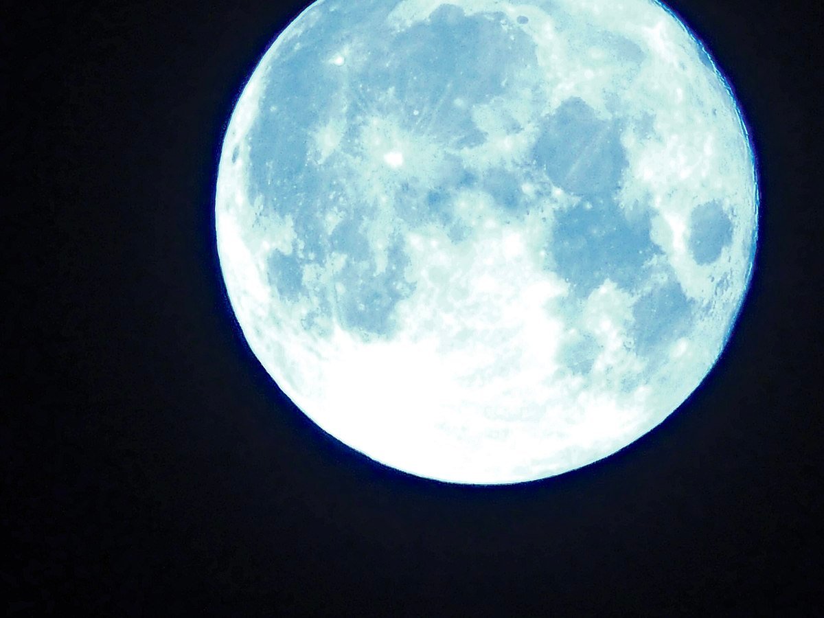 A supermoon will appear this Saturday. It will be the closest the Moon has been to Earth for nearly 1,000 years.