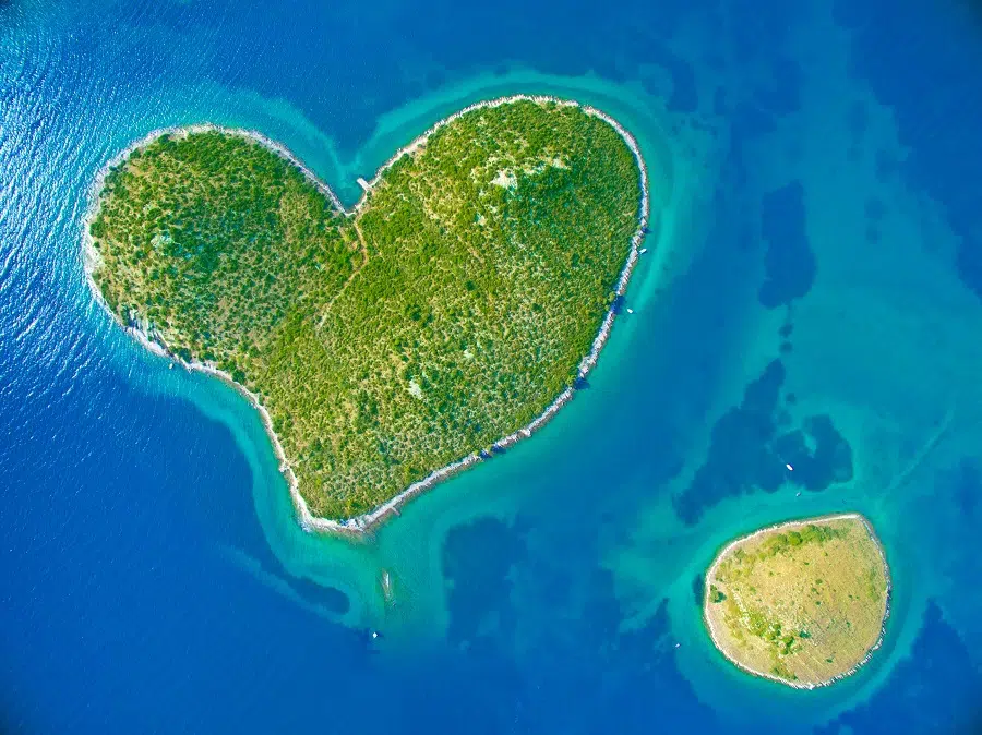 Heart-Shaped Island