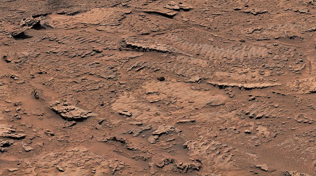 NASA Finds Evidence of Lakes in Unexpected Region of Mars