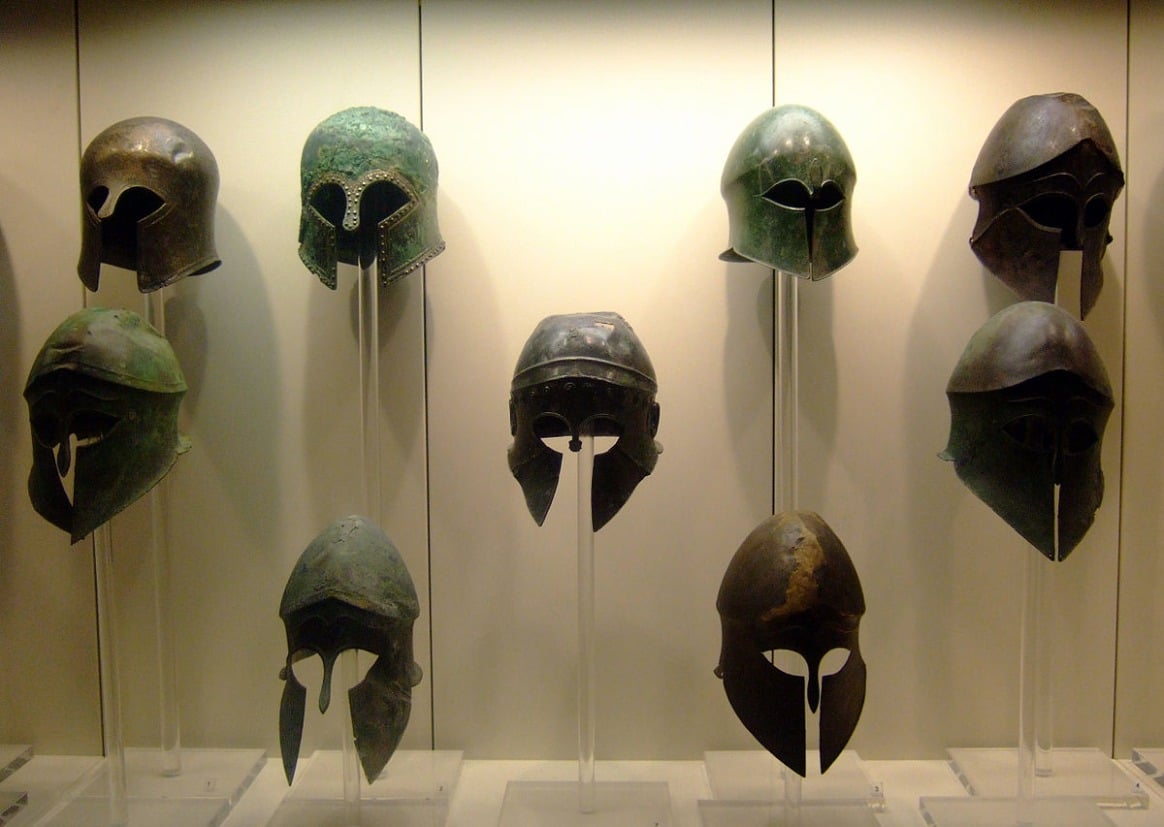 ancient Greek helmets