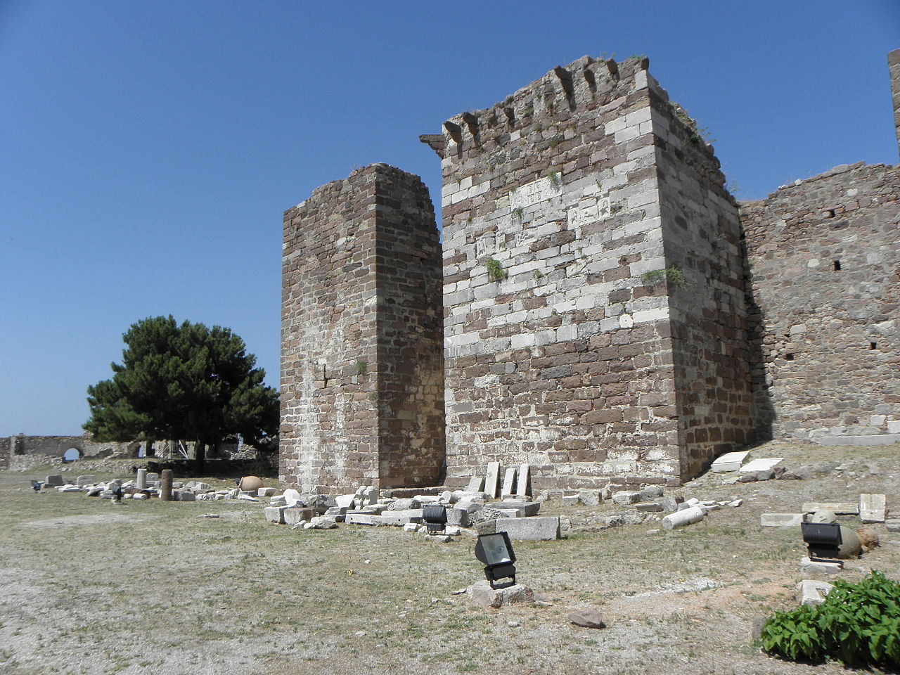 Lesbos castle