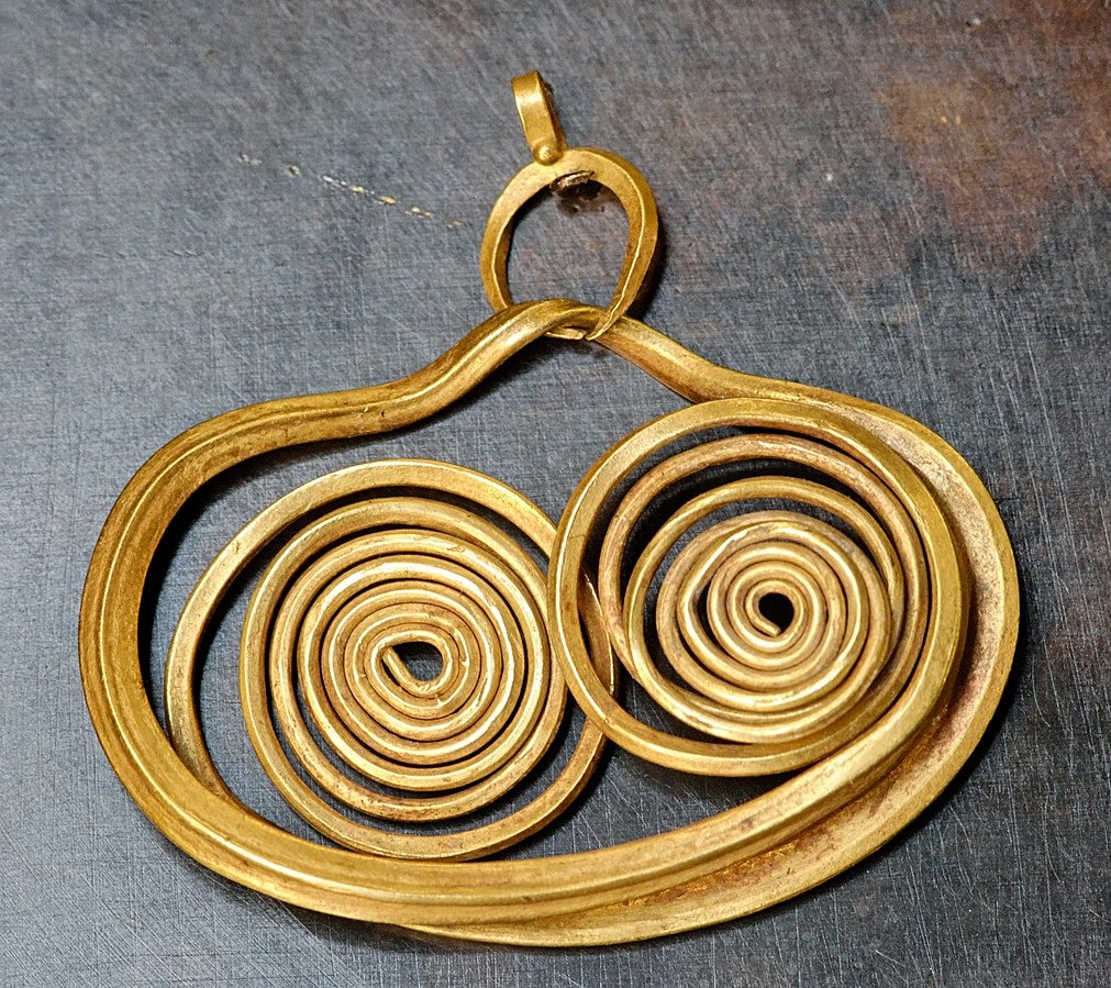 Mycenaean earring