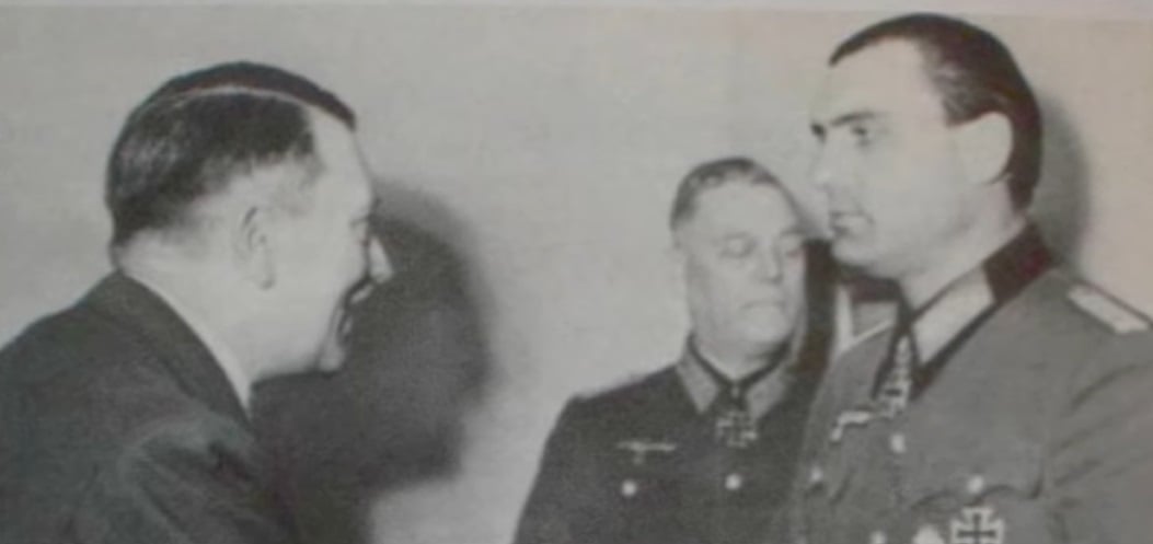 Hitler last photograph