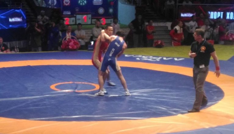 Kolitsopoulos Becomes First Greek to Win World Wrestling Championship