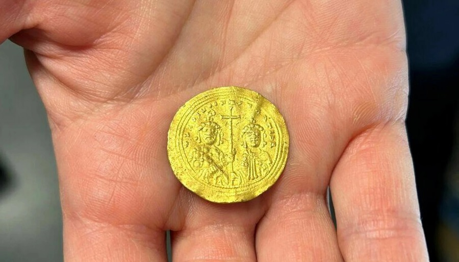 Byzantine Gold Coin Norway