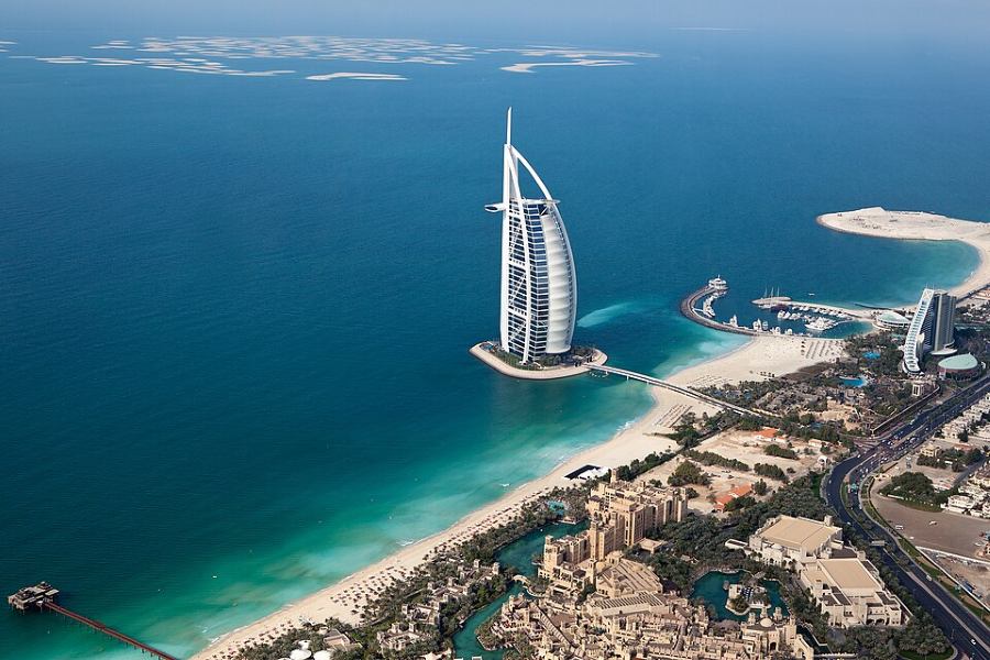 Dubai AI CHEF restaurant