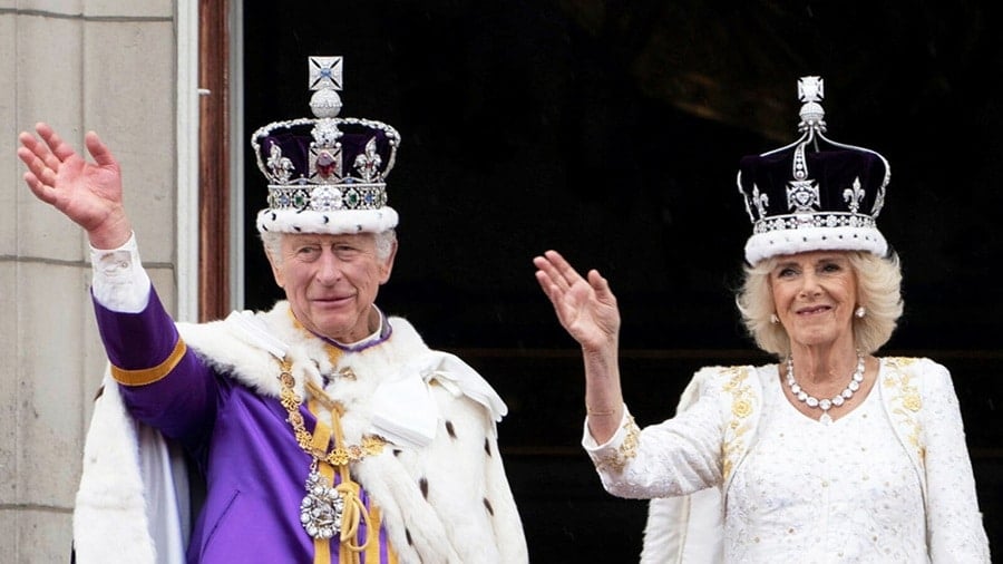 Greek holidays British Dutch royals