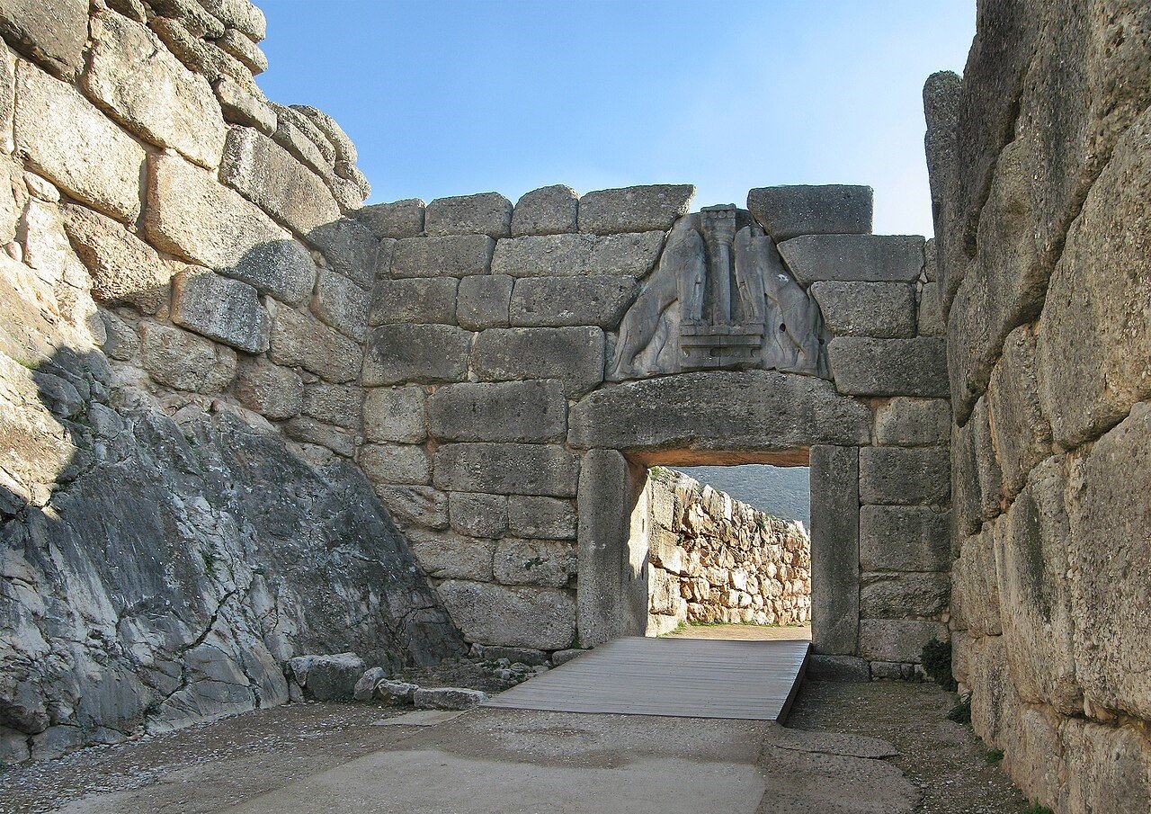 The Diverse Roots of the Mycenaeans: How Multiple Cultures Shaped Ancient Greece