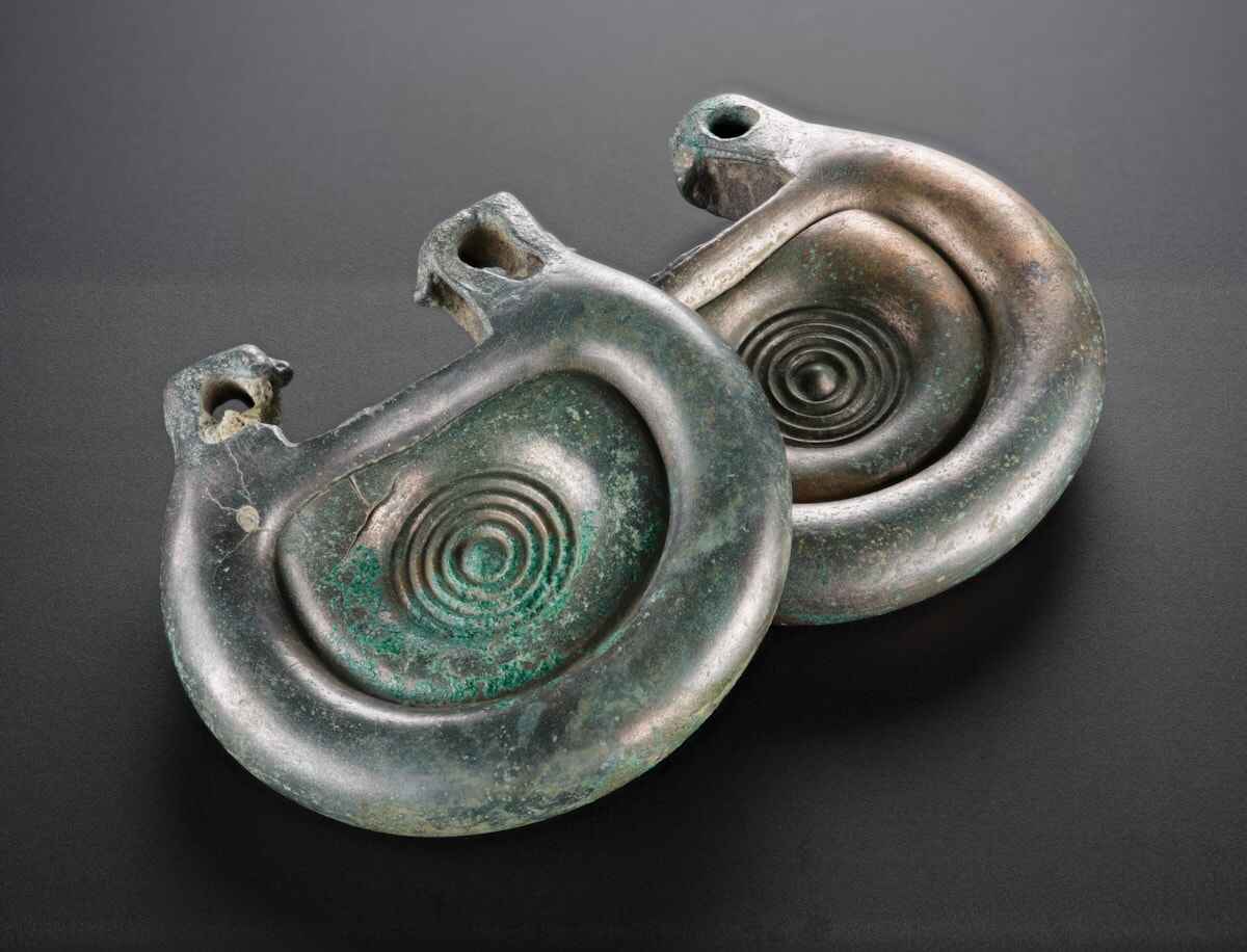 Decorated bronze fittings from the Peebles Hoard