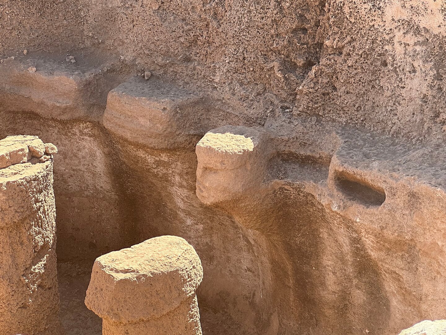 Human carved faces in Karahantepe archaeological site
