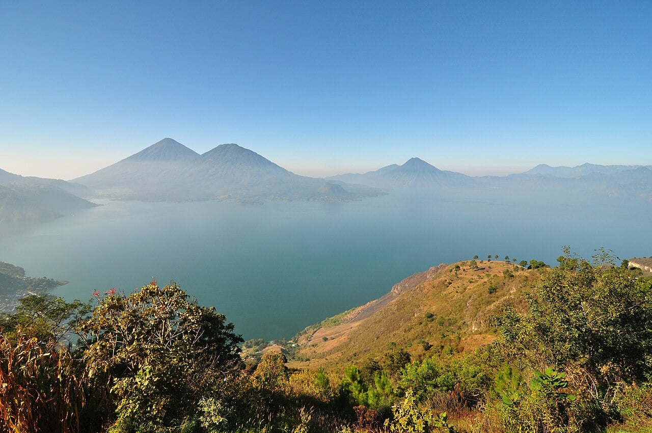 Maya “Atlantis” Confirmed Beneath Lake Atitlán in Guatemala