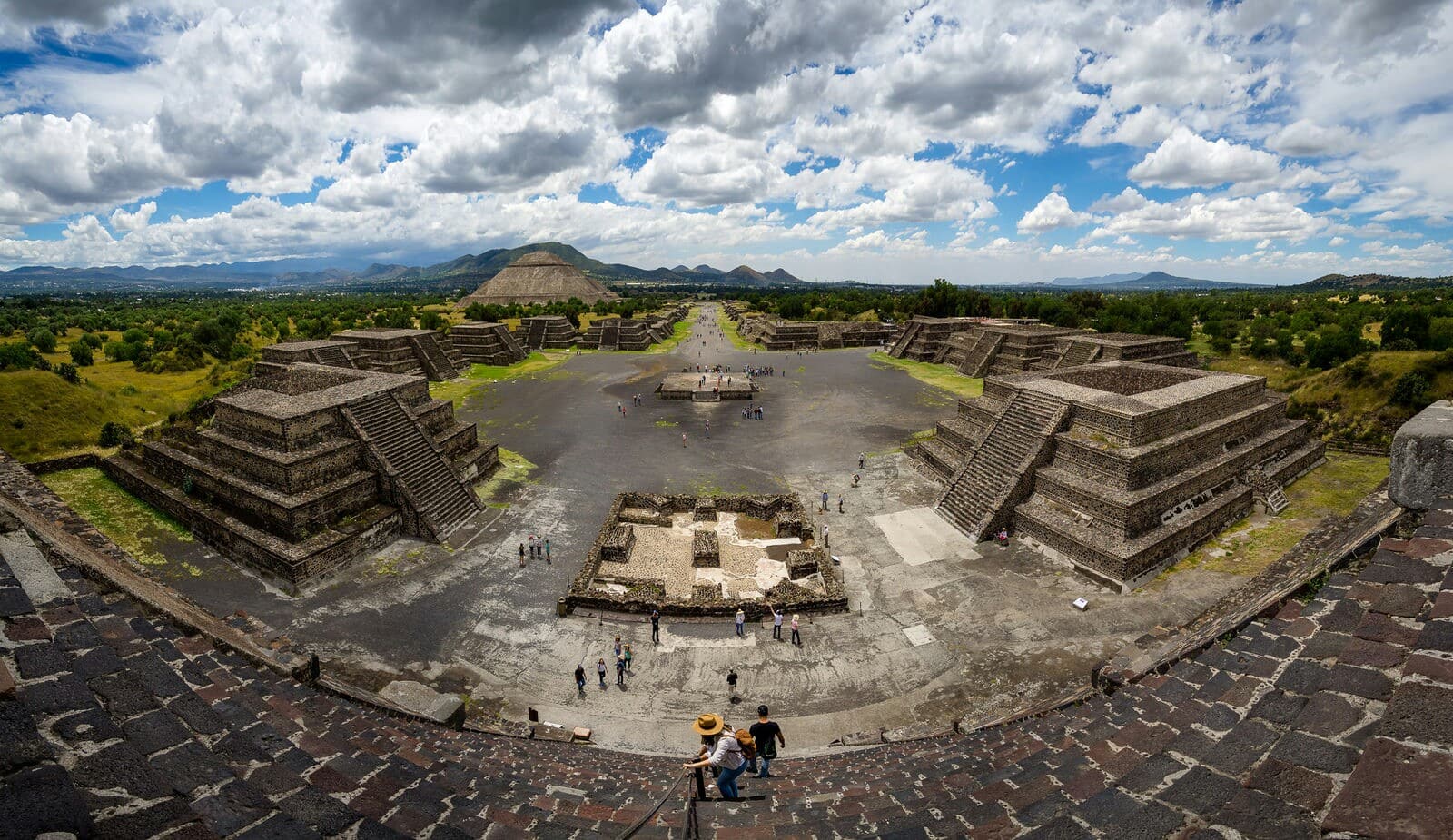 Unknown Ancient Writing System Discovered in Teotihuacan, Mexico