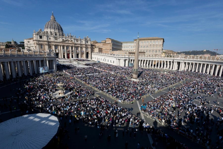 Vatican Sounds Warning on Polyamory in Landmark Doctrinal Note