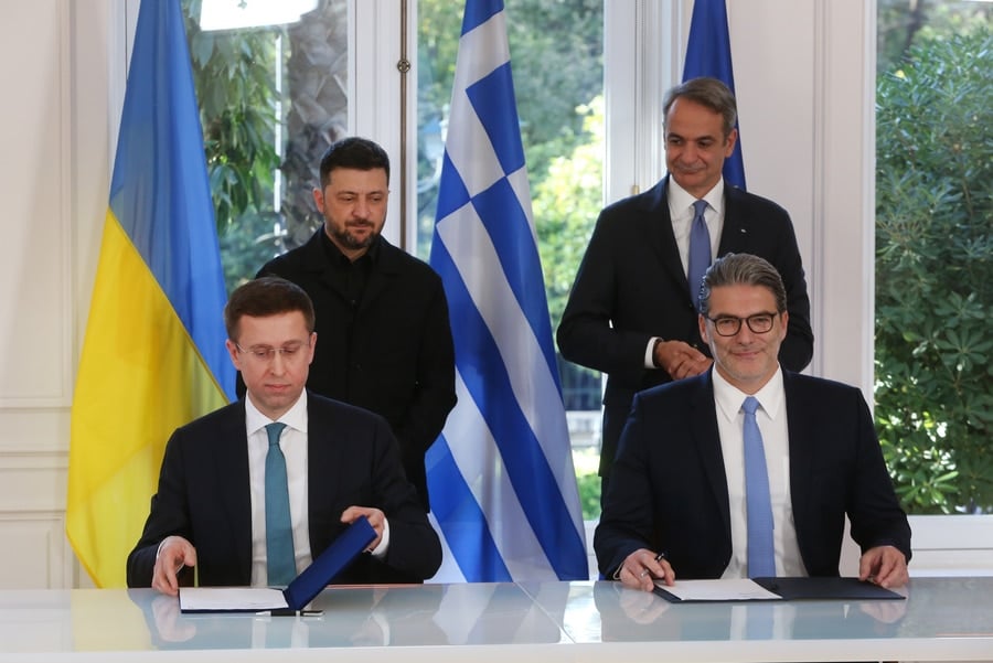 Greece and Ukraine Sign Strategic US LNG Transport Agreement