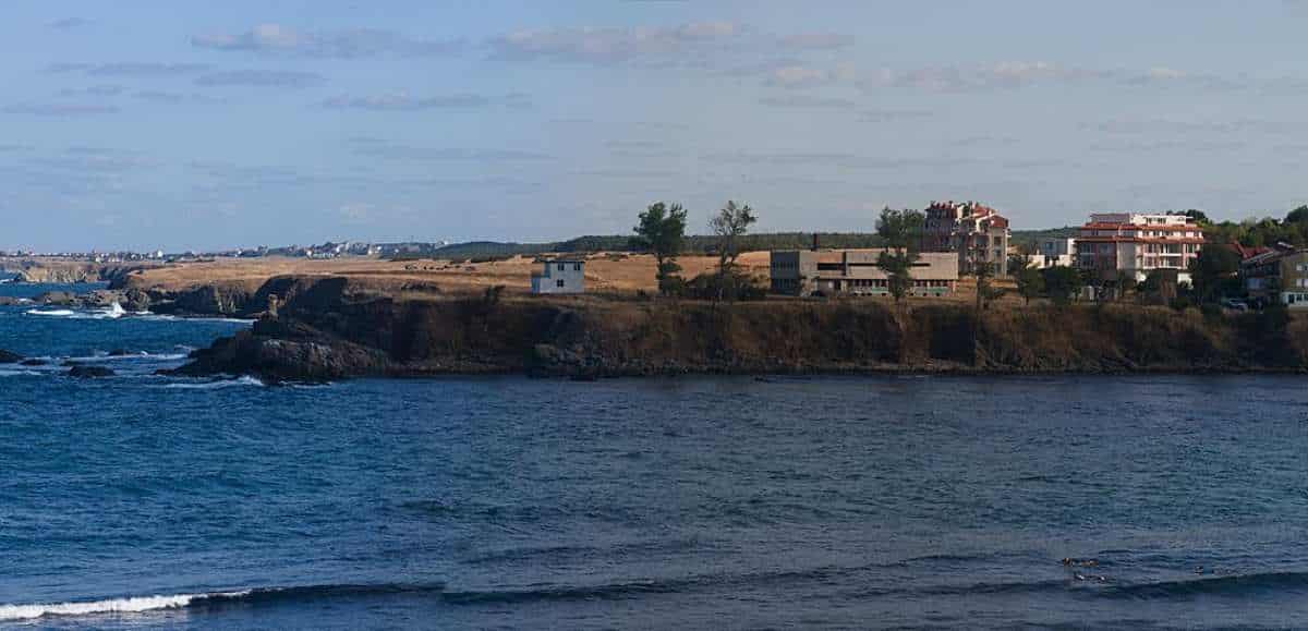 Byzantine Church Built Over Roman-Era Settlement Discovered in Ancient Agathopolis, Bulgaria