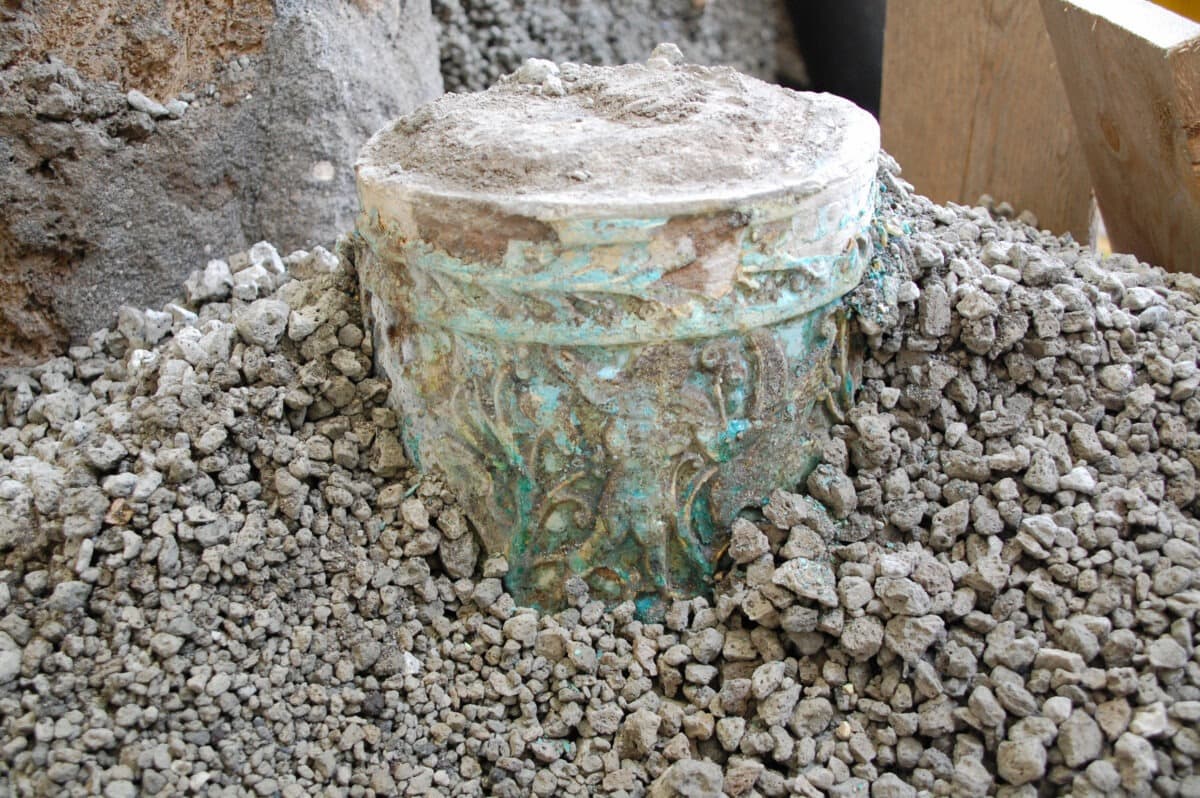 Egyptian Vessel Found in Pompeii Kitchen Sheds Light on Ancient Trade and Daily Life
