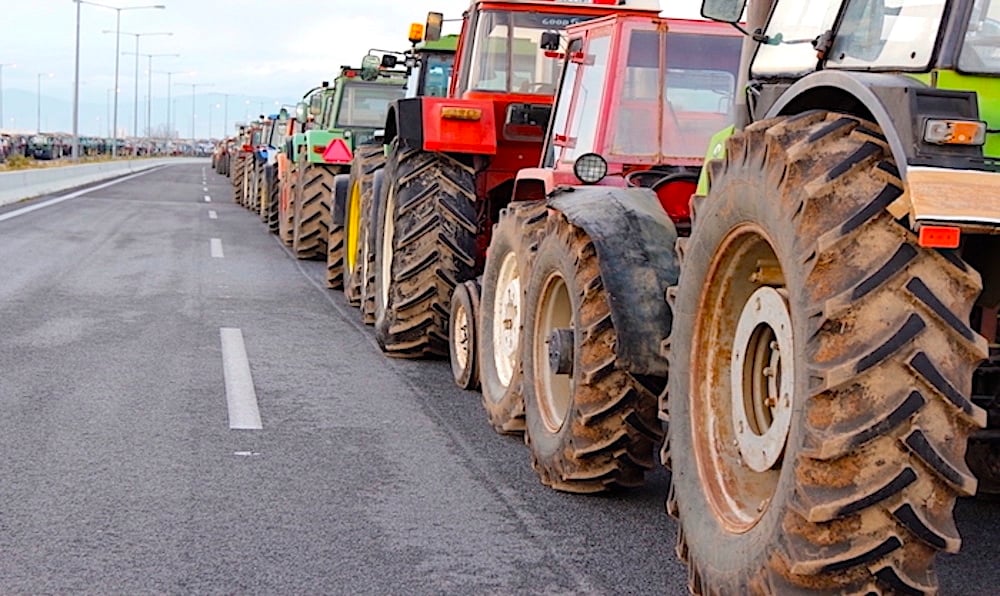 Farmer Blockades Put Greece’s Winter Tourism at Risk