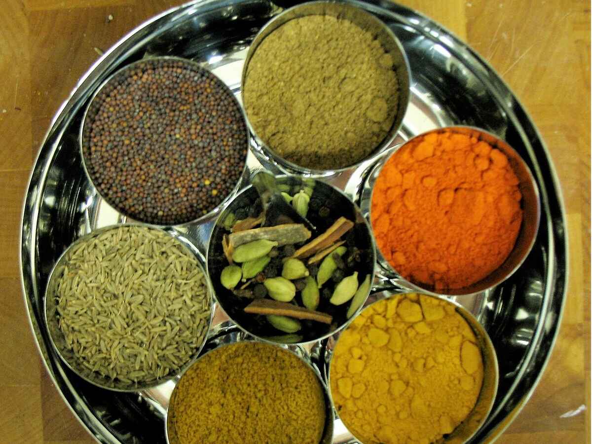 How Spices Shaped Ancient Greek Civilization