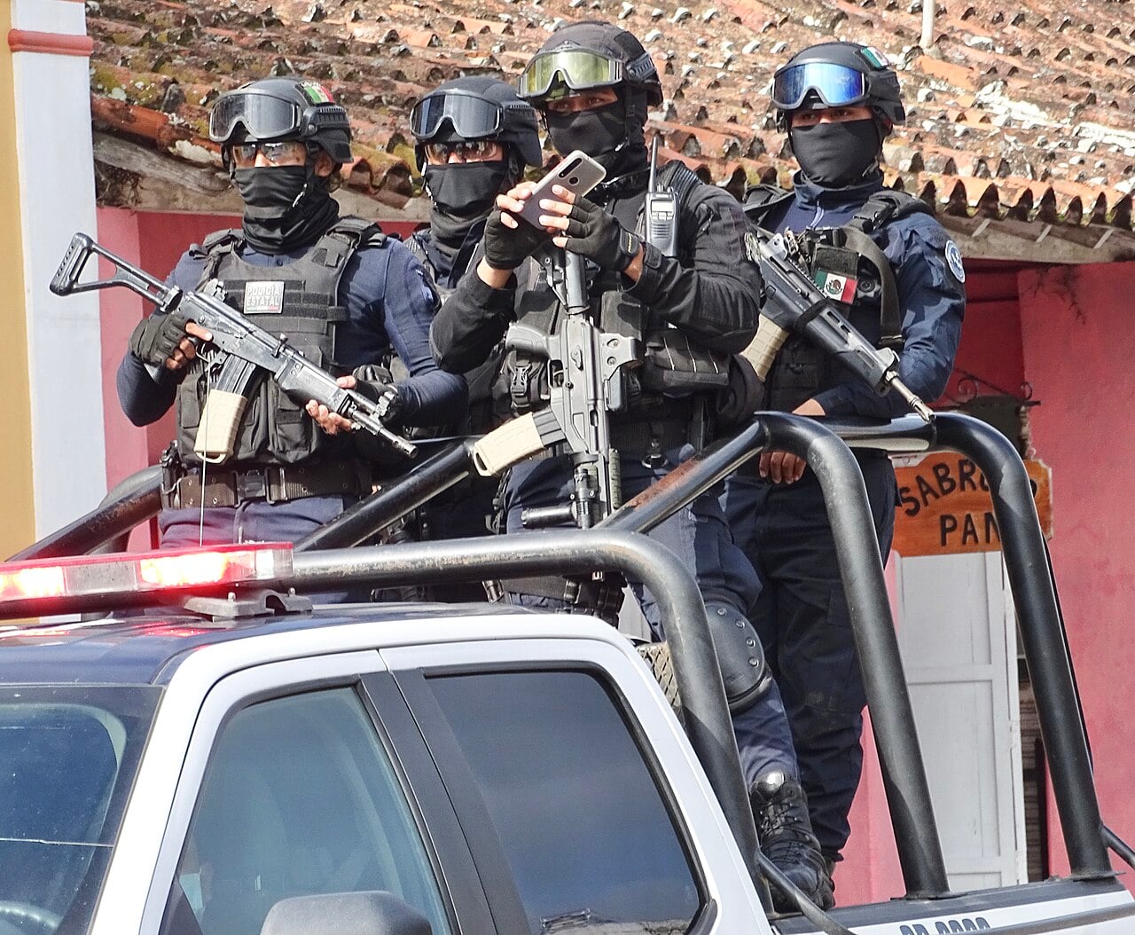 Wave of Violence Sweeps Mexico After Death of Cartel Boss ‘El Mencho’