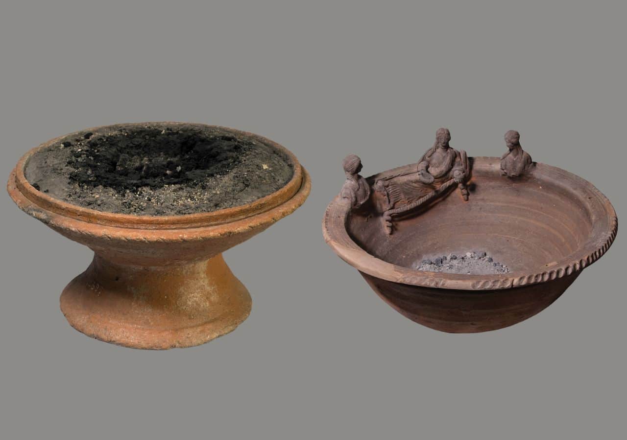 Censer no. 1 (left) and Censer no. 2 (right)