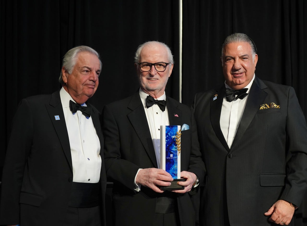 George Stamas, John Calamos, John Koudounis, The Hellenic Initiative