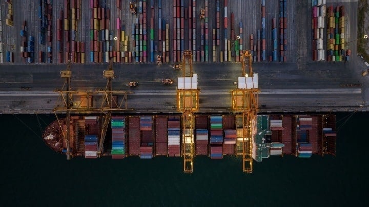 Greek-US Trade Resilience: Navigating Global Tariffs in 2025